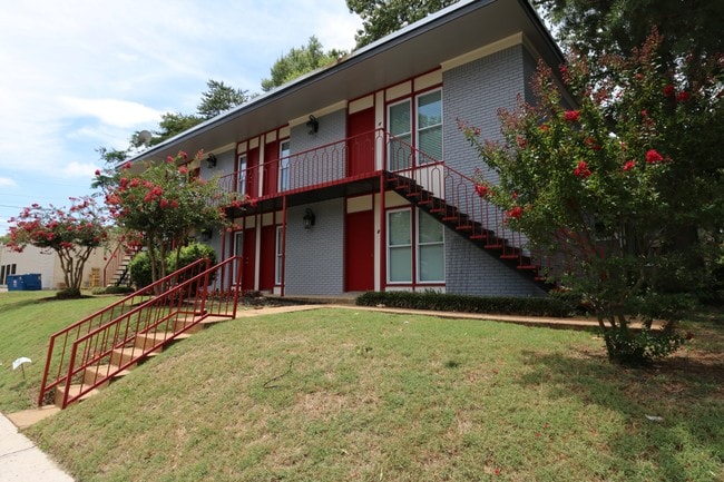 Building Photo - 33 N Rembert