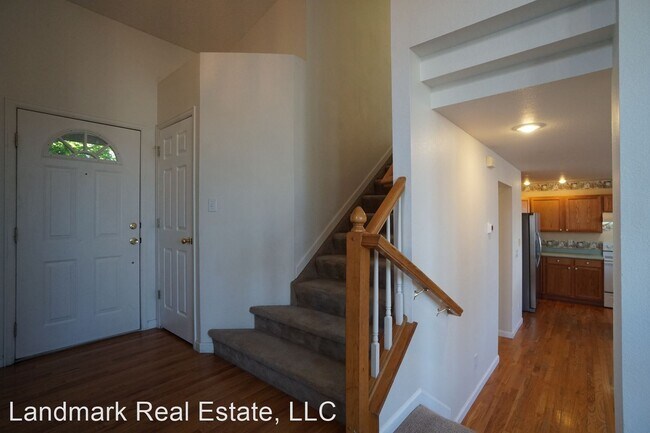 Building Photo - 3 br, 3 bath House - 6118 Oakwood Boulevard