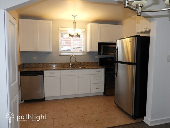 Foto del edificio - 985 McNeilly Rd, Pittsburgh, PA, 15226