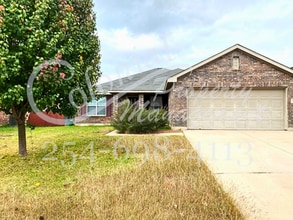 Building Photo - 2604 Laguna Dr