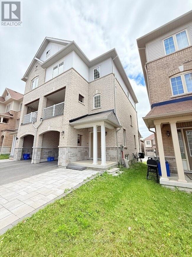 Building Photo - 16 Camilleri Rd