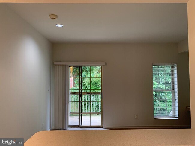 Foto del edificio - 12158 Penderview Ln