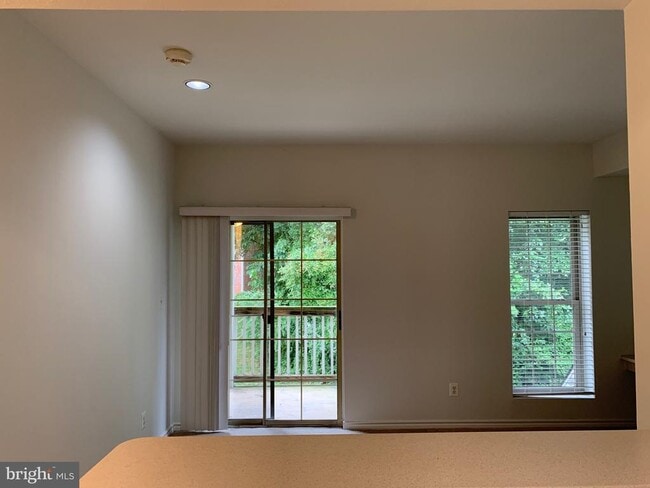 Building Photo - 12158 Penderview Ln