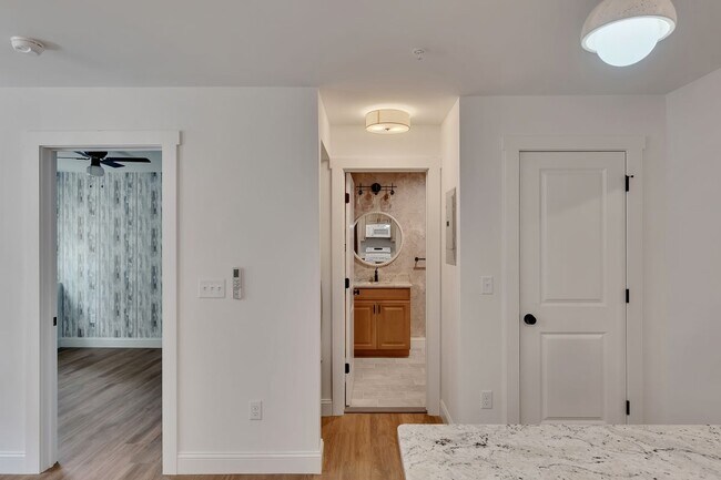 Foto del edificio - 36 Pawling Ave