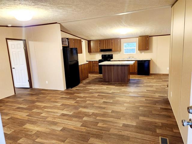 Foto del edificio - 495 Private Rd 459