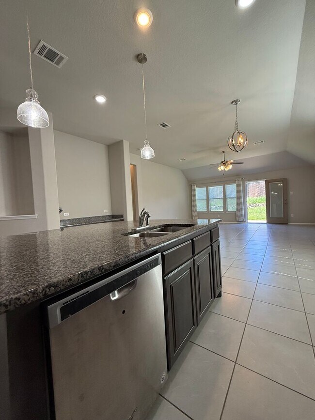 Foto del edificio - 3/2/2 Heights of Weatherford Estates