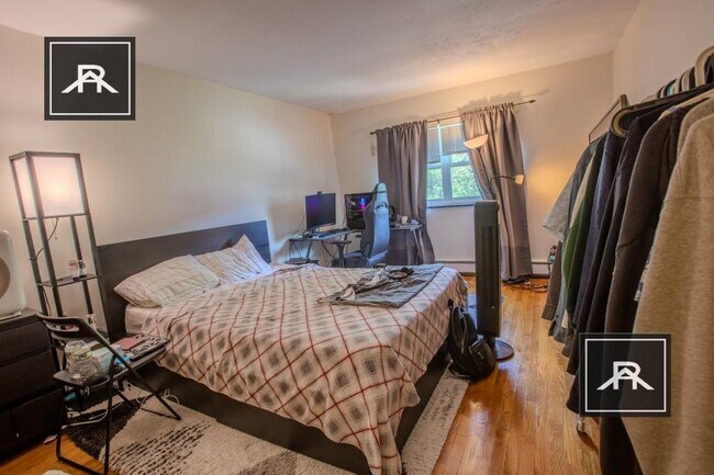 Foto del edificio - 1 bedroom in Newton MA 02460