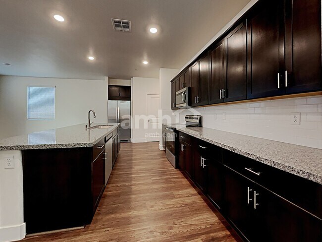 Foto del edificio - 83 Robb Canyon Ln