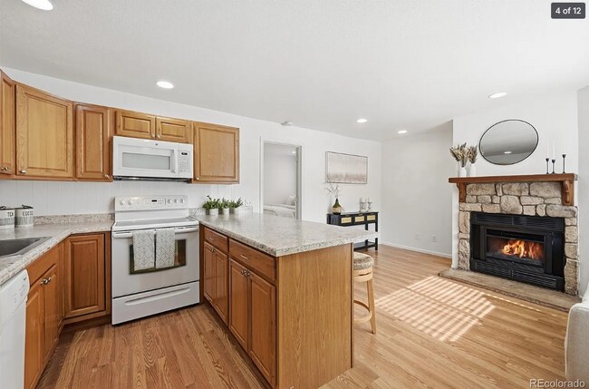 Building Photo - 5250 S Huron Way