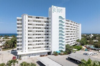 Building Photo - 2840 N Ocean Blvd