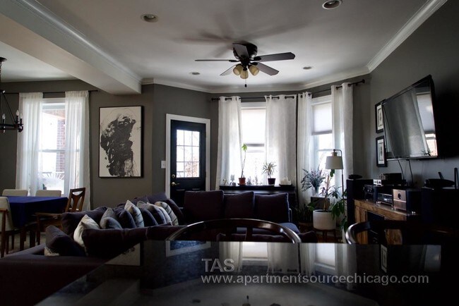 Foto del edificio - 1010 N Kedzie Ave