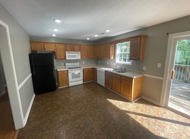 Building Photo - 1432 Trillium Ln