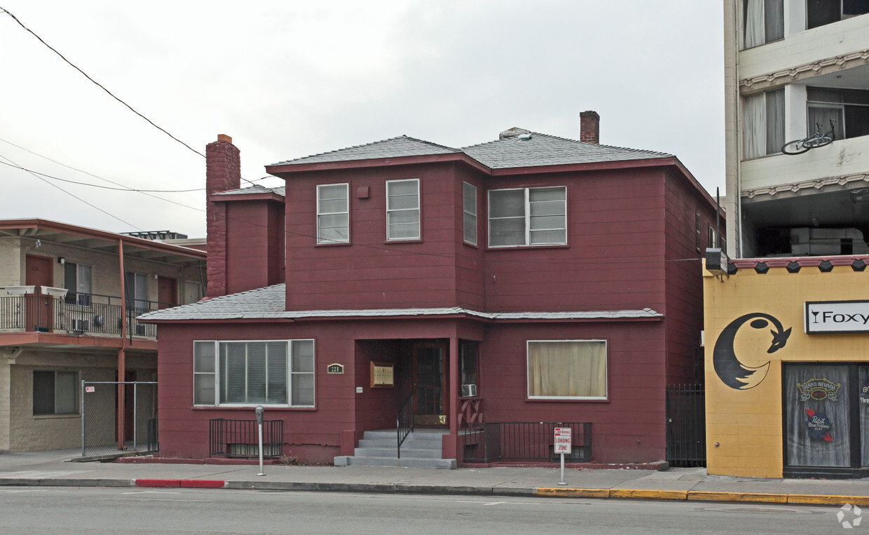 Primary Photo - 228 Mill St