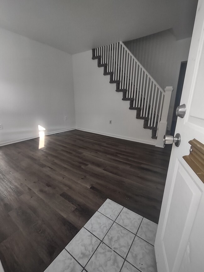 Foto del edificio - 201 E 13th St