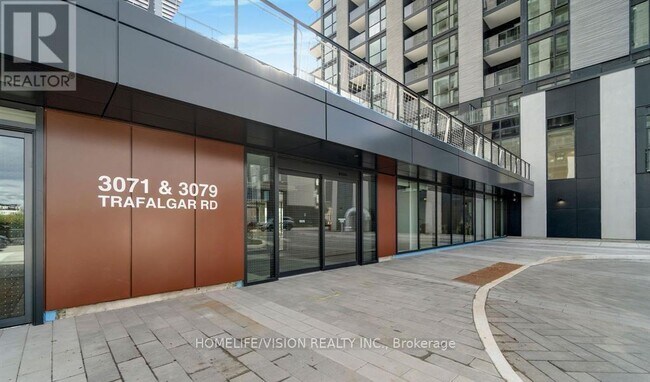 Building Photo - 3071 Trafalgar Rd