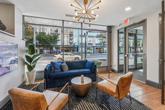 Building Photo - High and Cherry