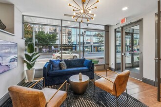 Building Photo - High and Cherry