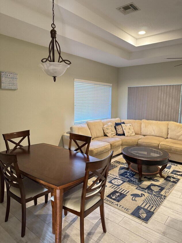 Foto principal - 8313 Mulligan Cir
