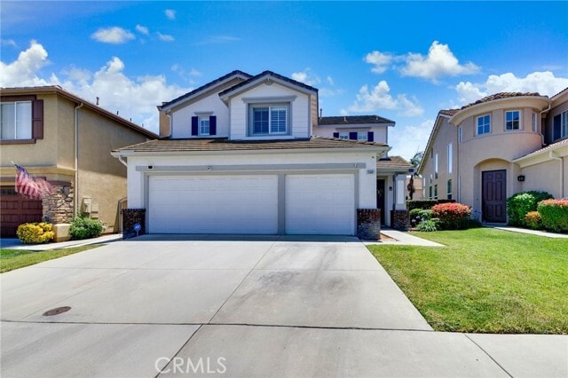Foto del edificio - 15881 Madelyn Ct