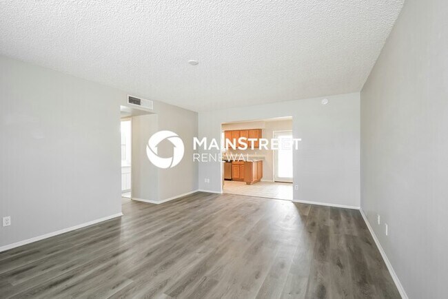 Foto del edificio - 3543 W Lupine Ave