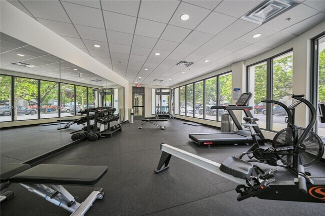 Foto del edificio - 2285 SW 27th St