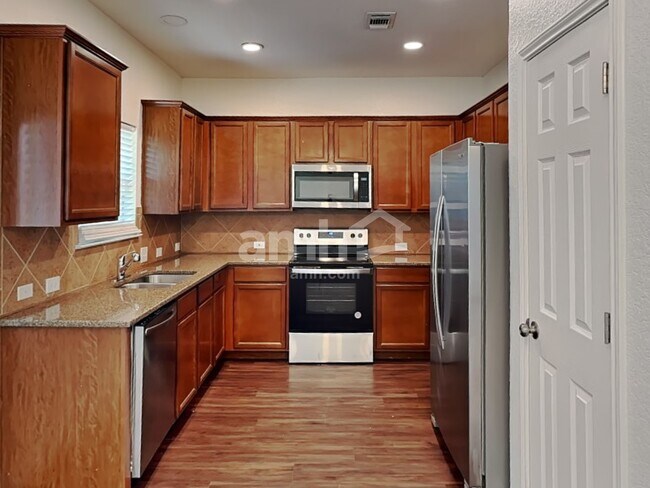 Foto del edificio - 412 Saddlehorn Way