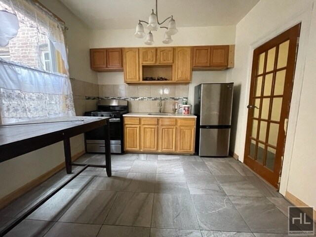 Foto principal - Amazing Spacious 4 Bedroom Home In East Fl...
