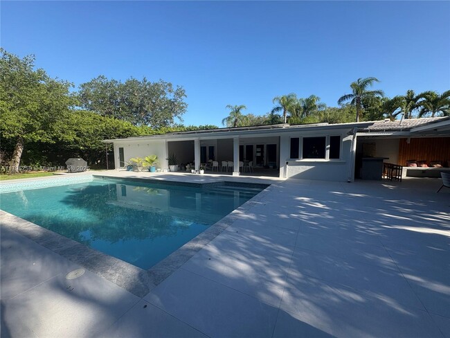 Foto del edificio - 8295 SW 116th St