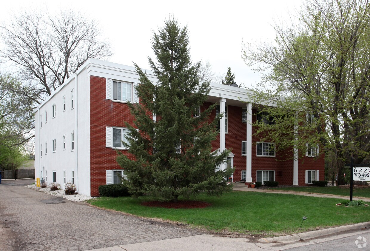 Primary Photo - Anderson 34
