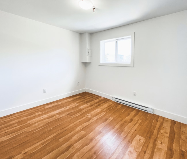 Building Photo - Rutledge Manor