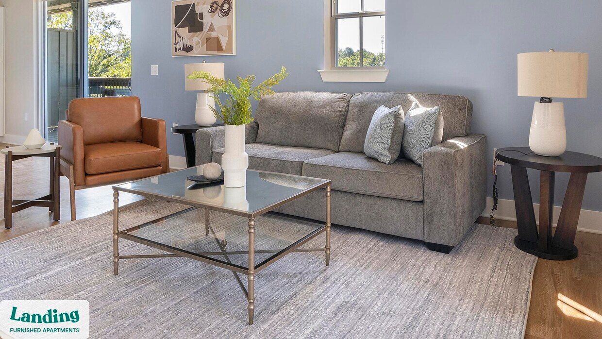 Foto principal - 1000 Forestview Dr