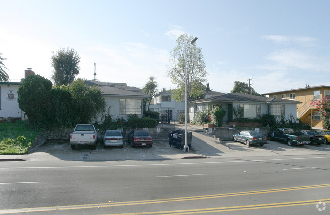 Building Photo - 6181 Montezuma Rd
