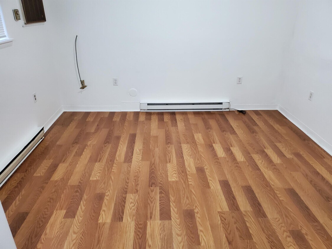 201 S Augusta Ave Unit A1, Baltimore, MD 21229 Apartment for Rent in