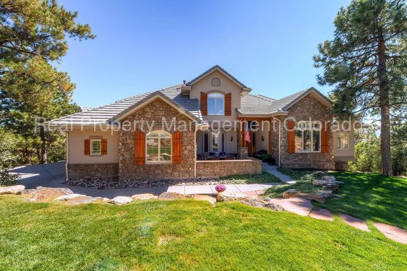 Building Photo - 7122 Parkwood Ln