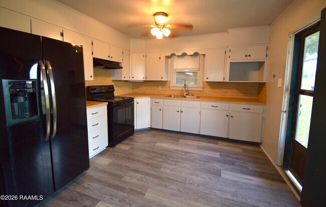 Foto del edificio - 2114 S Ave F