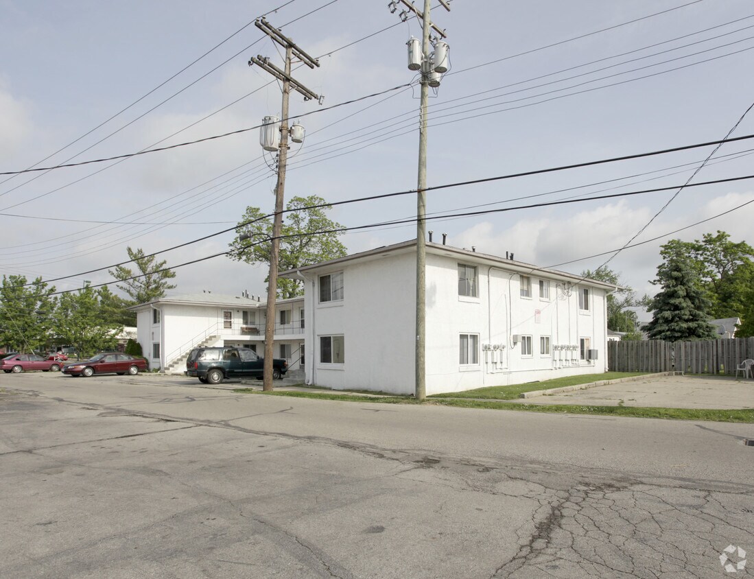 17 Lennox Ave, Columbus, OH 43228 Apartments in Columbus, OH