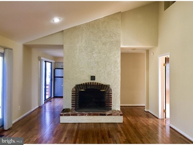 Building Photo - 130 Drakes Drum Dr