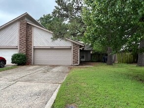 Building Photo - 7907 Debar Cir