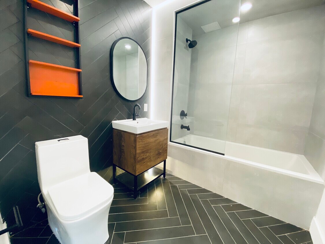 Foto principal - 824 Lexington Ave