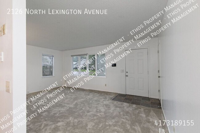 Building Photo - 2126 N Lexington Ave