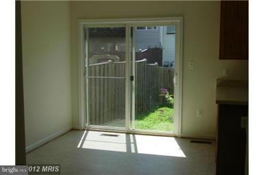 Foto del edificio - 2269 Forsythia Dr