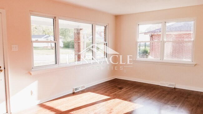 sala de estar - 103 Roberts Ave