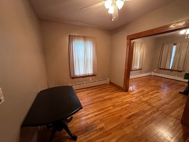 Building Photo - 262 South St