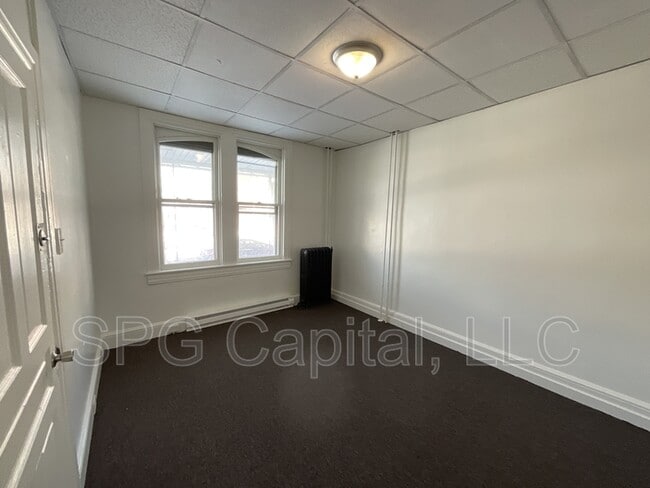 Foto del edificio - 928 W Princess St