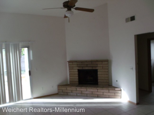 Building Photo - 2 br, 1.5 bath House - 1601 Lorna Dr.