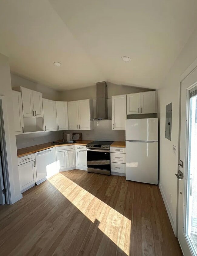 Building Photo - 756 Anns Way