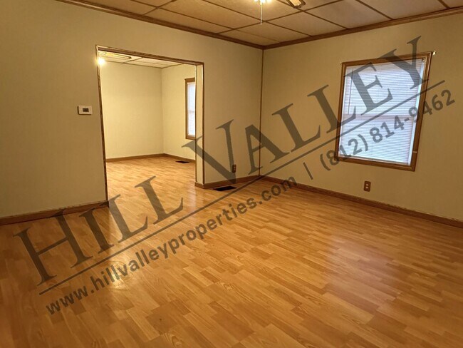 Building Photo - Two Bedroom Home