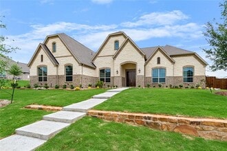 Building Photo - 813 Gallant Fox Trail