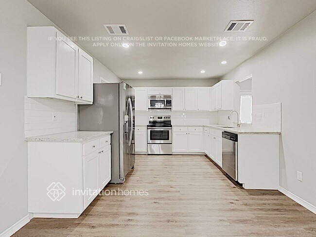 Building Photo - 3901 Quail View Dr