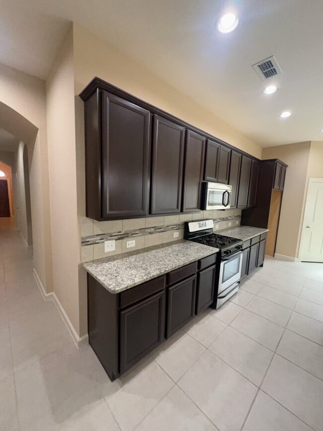 Building Photo - 19631 Bowie Plantation Ln